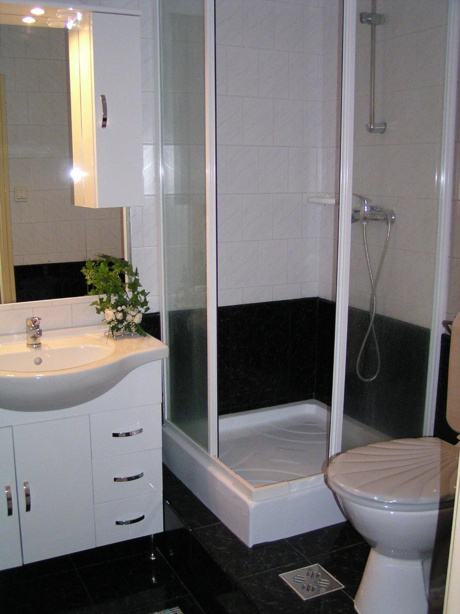 Eitans Guesthouse Budapest Bagian luar foto