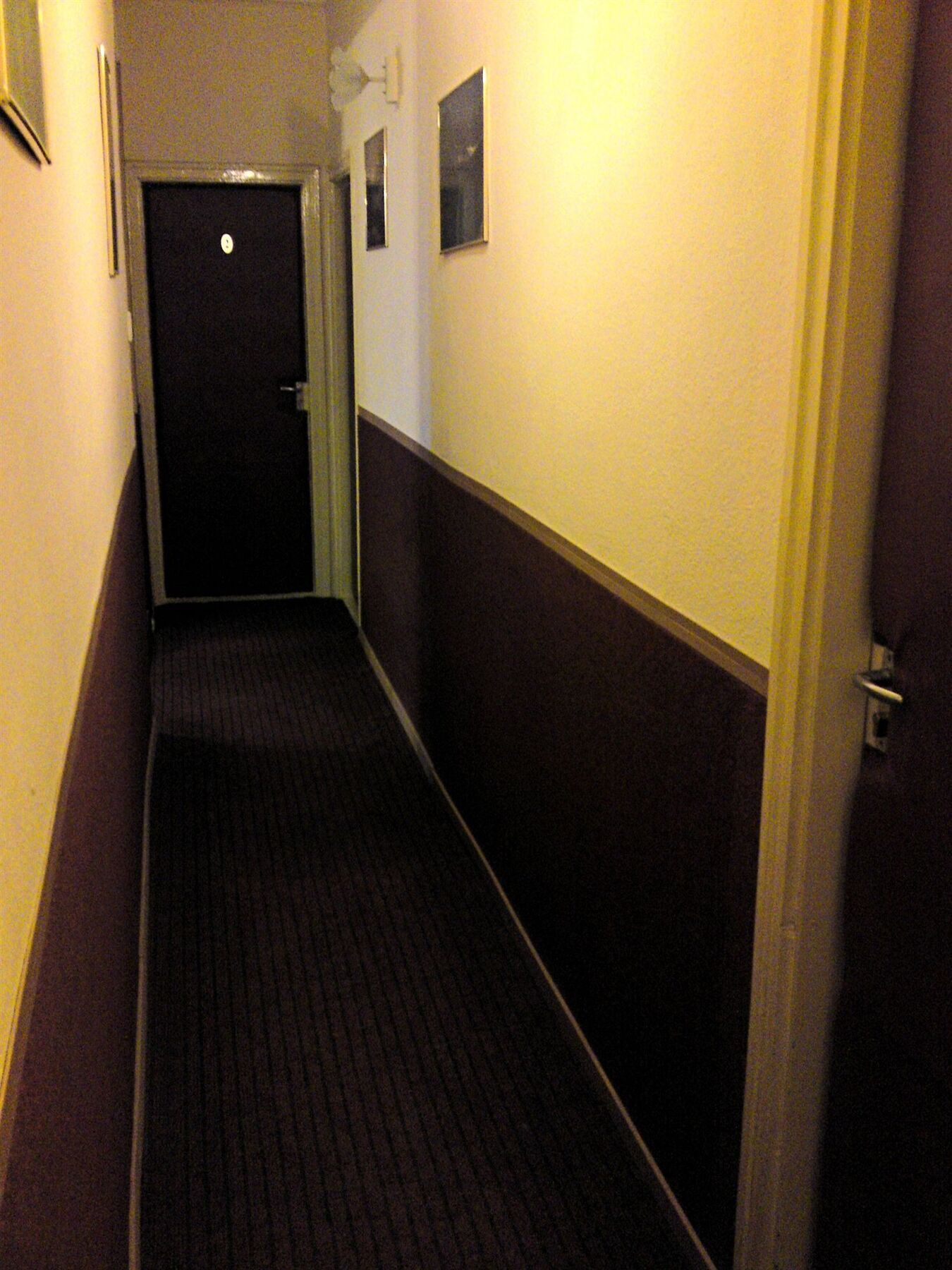 Eitans Guesthouse Budapest Bagian luar foto